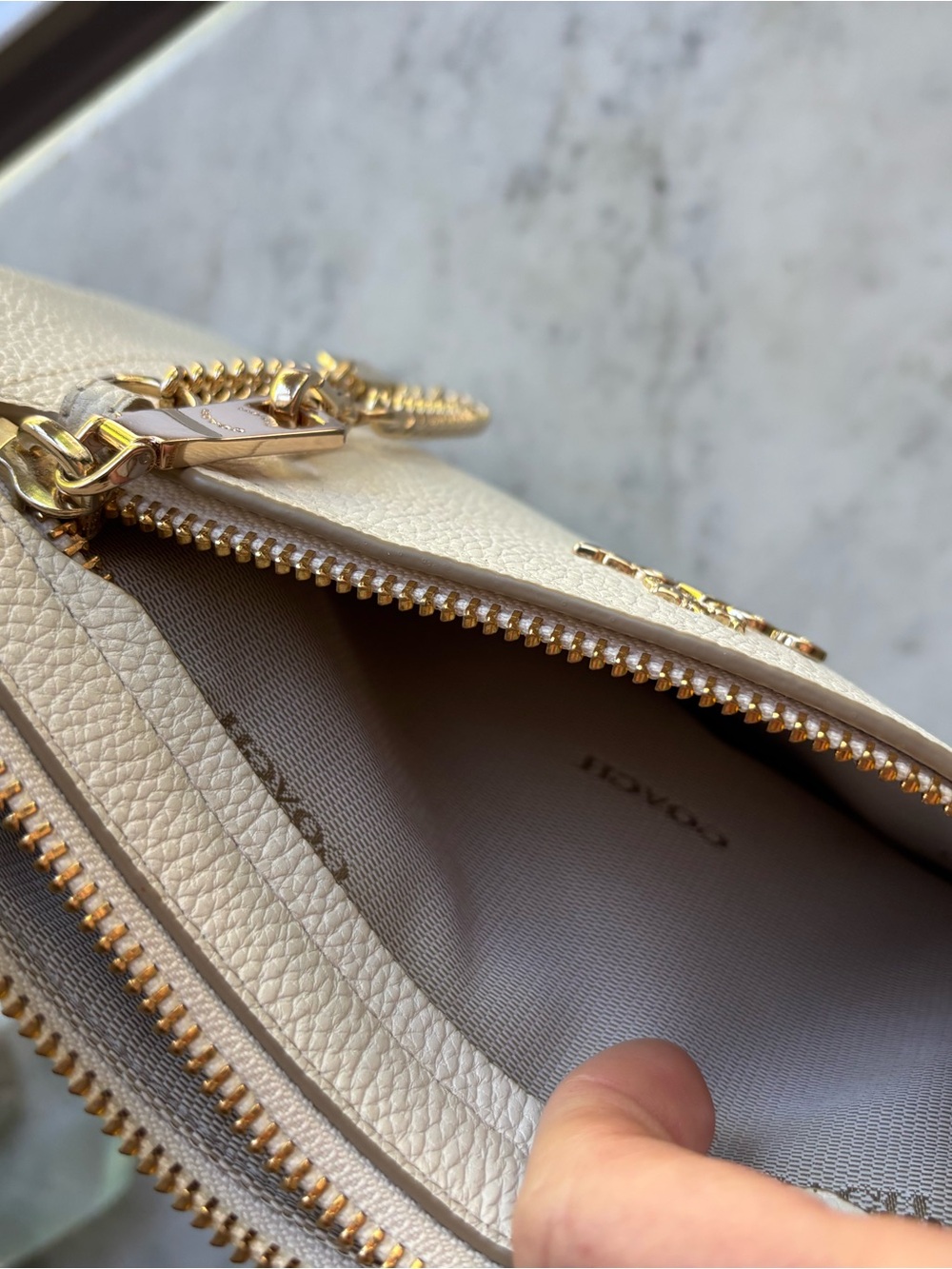Coach Prairie Chalk Pebbled Leather Chain Clutch/Wristlet - Picture 8 of 10
